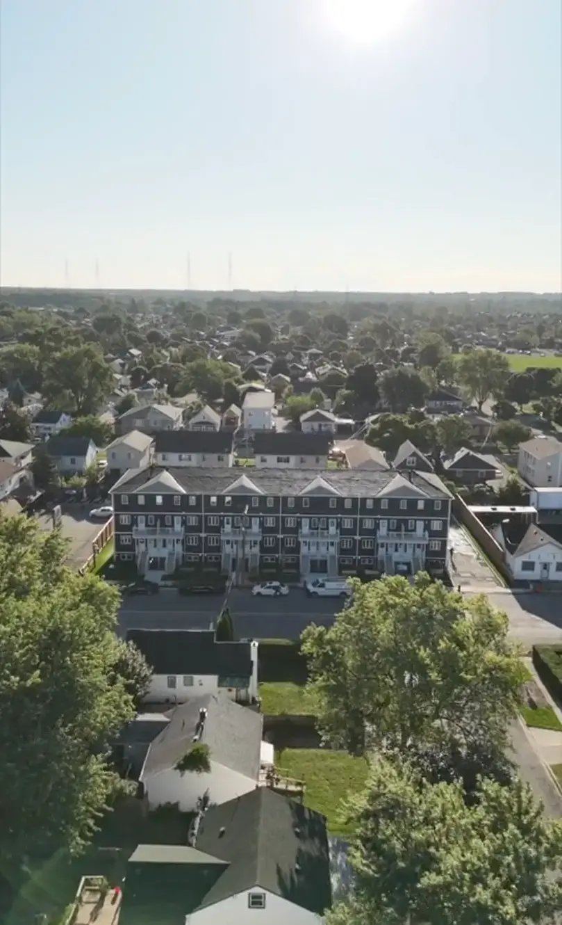 Exterior — Southworth St townhome for rent