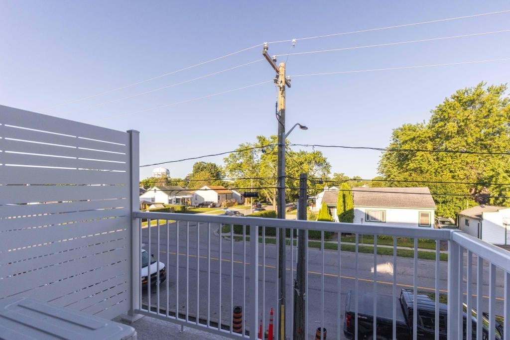newly-built-townhome-exterior (1)