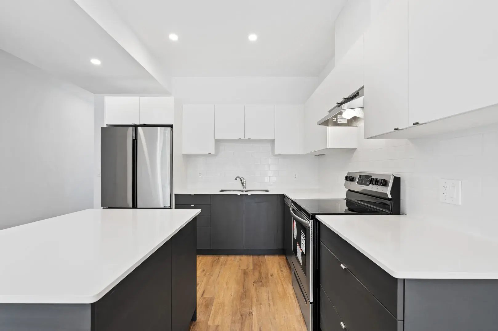 spacious-2-bedroom-townhomes-welland(1)